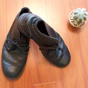Mens Black Leather Clarks Desert Boots